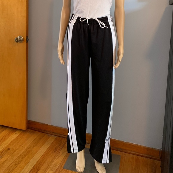 PINK Victoria's Secret Pants - Pink track pants